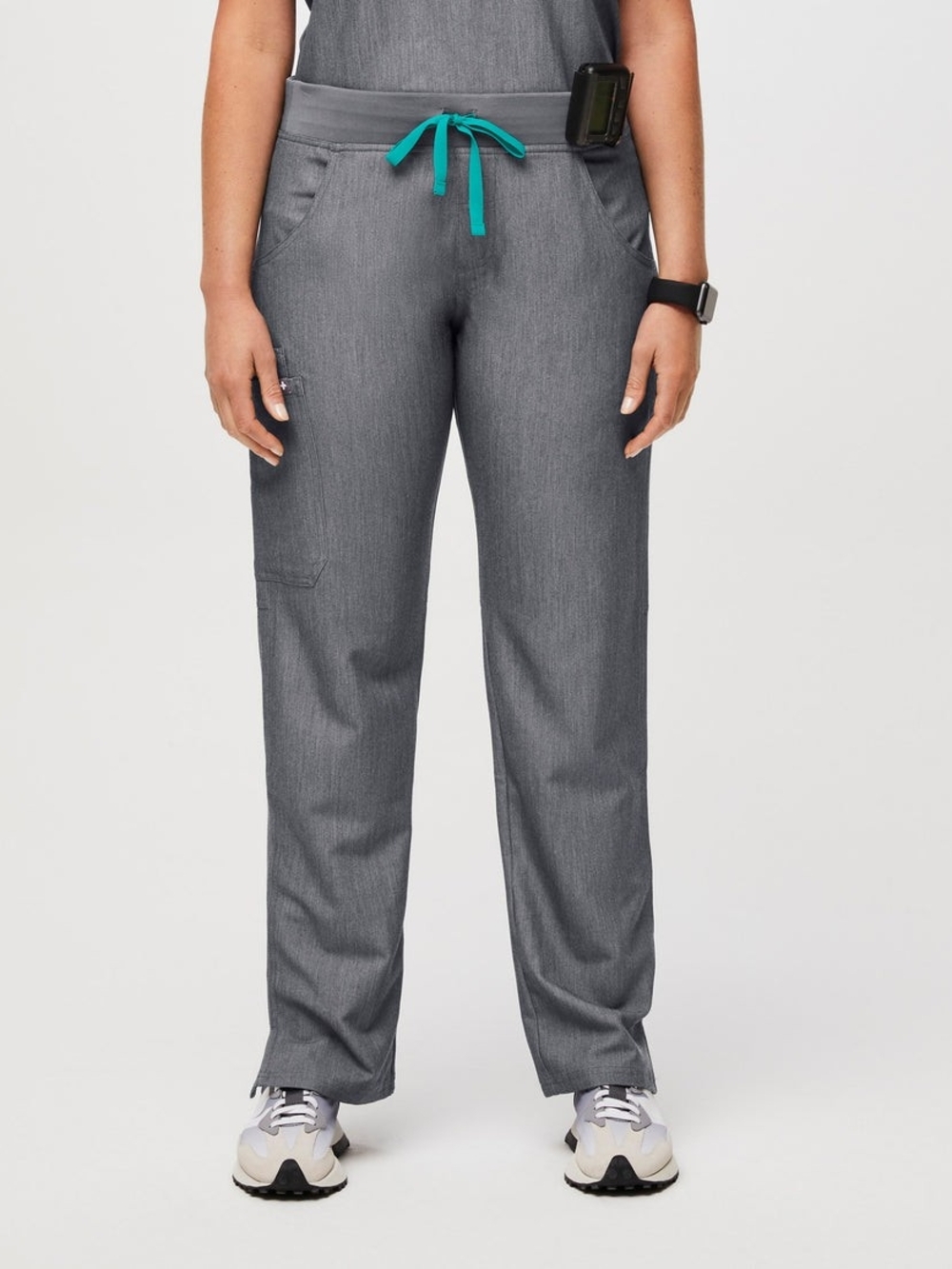 Figs Graphite Kade Cargo Scrub Pant